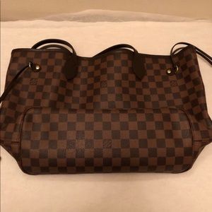 Authentic Louis Vuitton Damier.